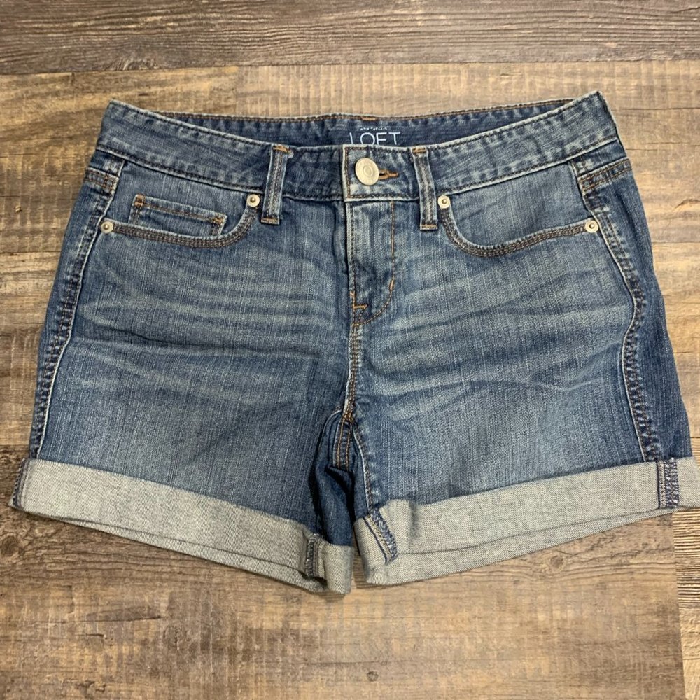 Loft Denim Jean Shorts - Size 25 / 0 - Great condition - Worn once